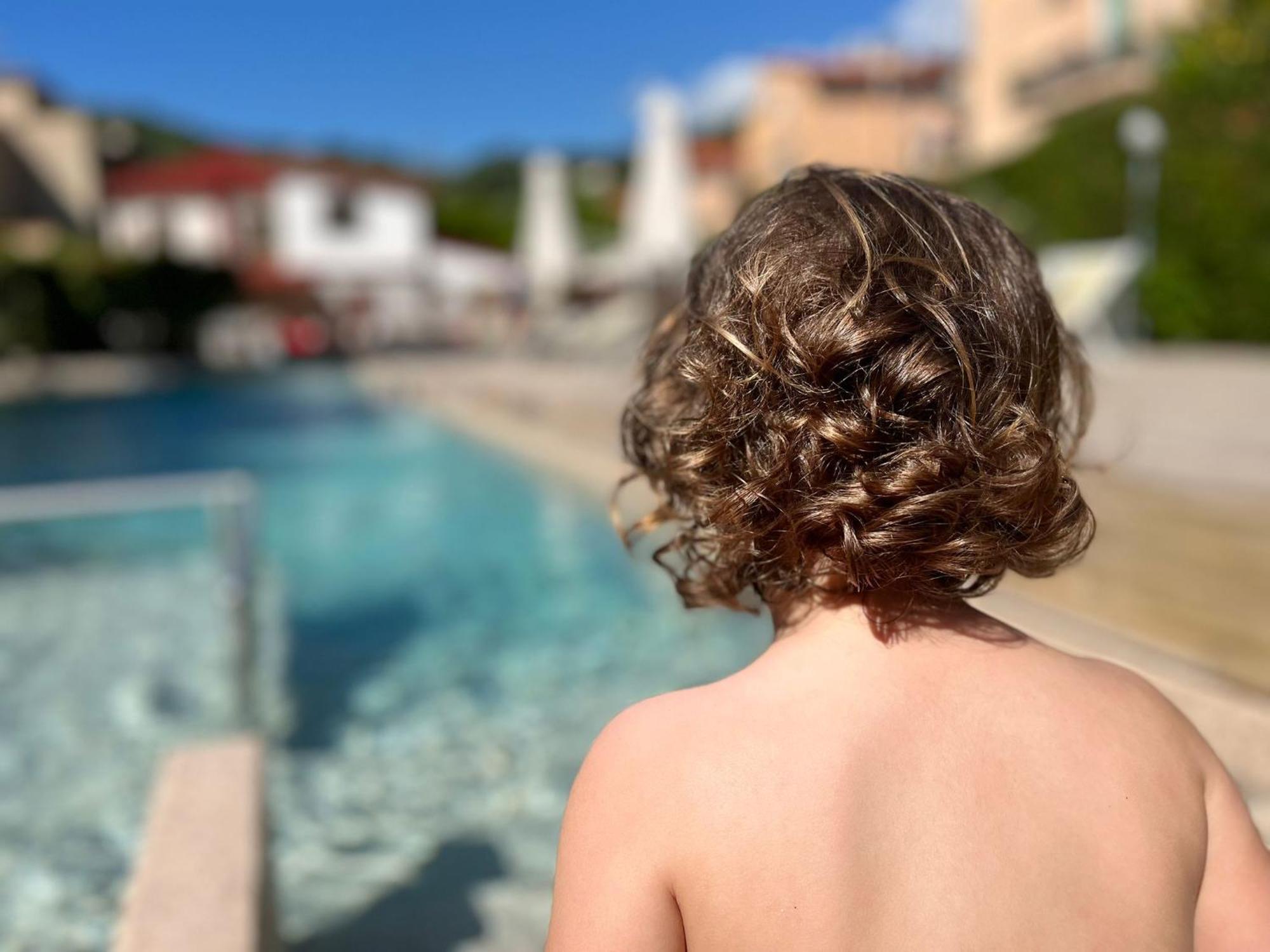 Residence Holidays Pietra Ligure Buitenkant foto