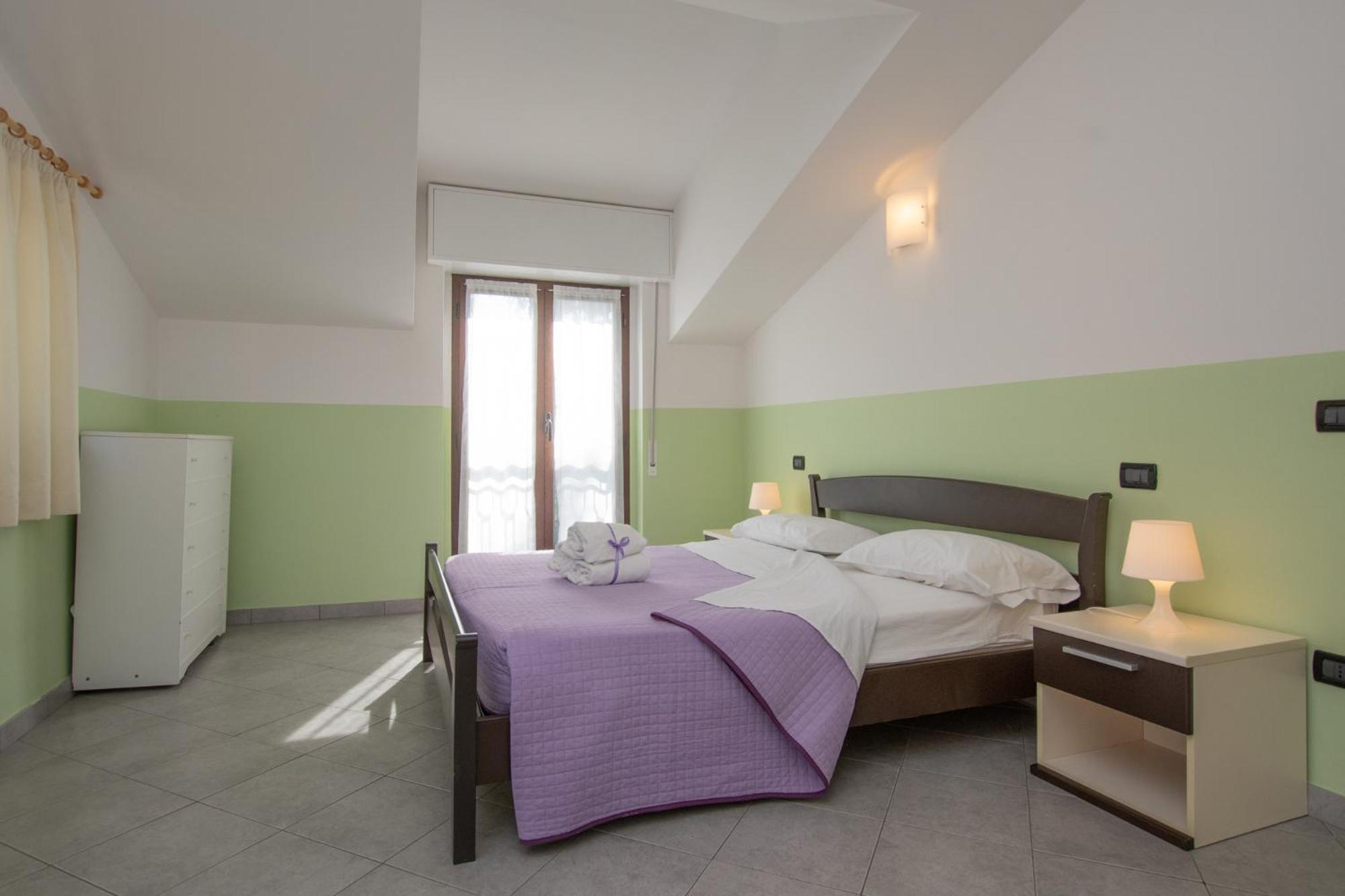 Residence Holidays Pietra Ligure Buitenkant foto