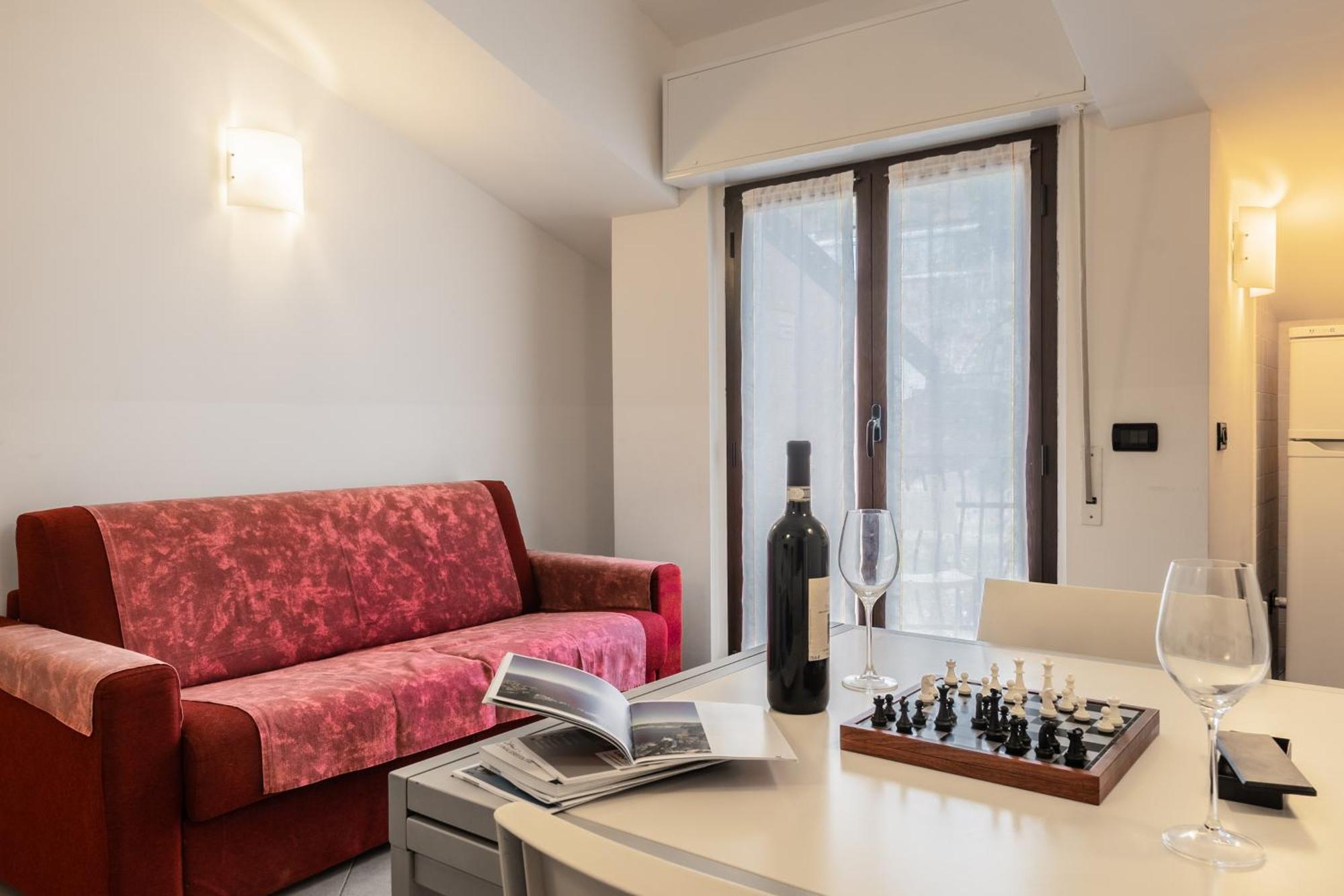 Residence Holidays Pietra Ligure Buitenkant foto